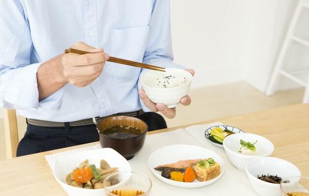 日常健康飲食中，葷素食如何搭配？